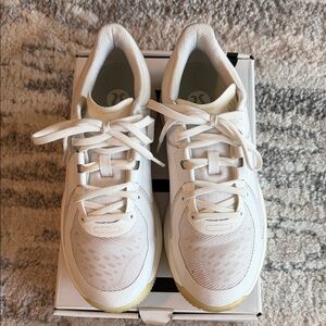 lululemon athletica Women's White Sneakers. Strongfeel Train. Size 7.5